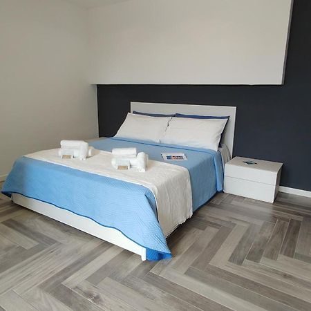Stanza Idromassaggio 2 Hotel Quartu SantʼElena Kültér fotó