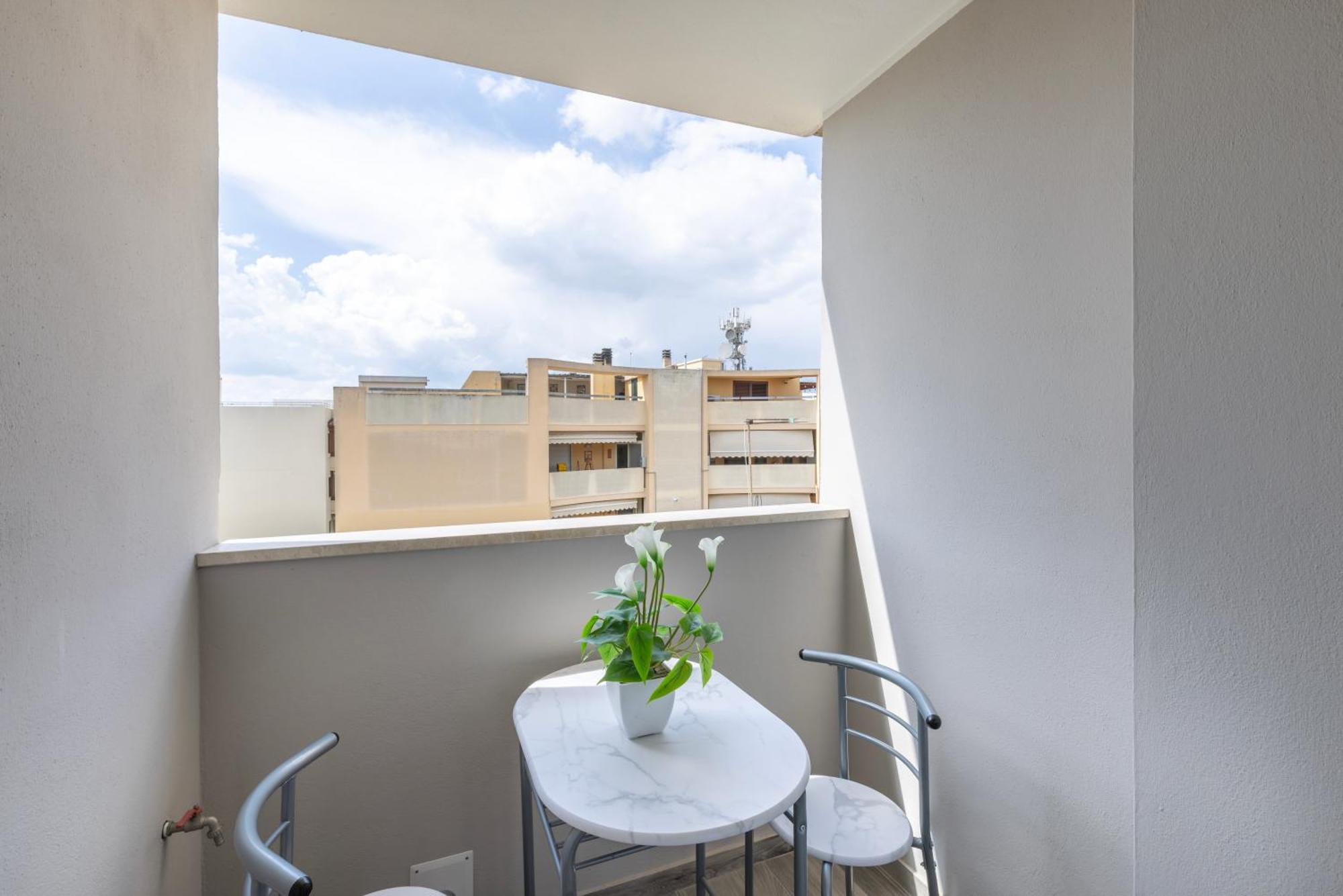 Stanza Idromassaggio 2 Hotel Quartu SantʼElena Kültér fotó